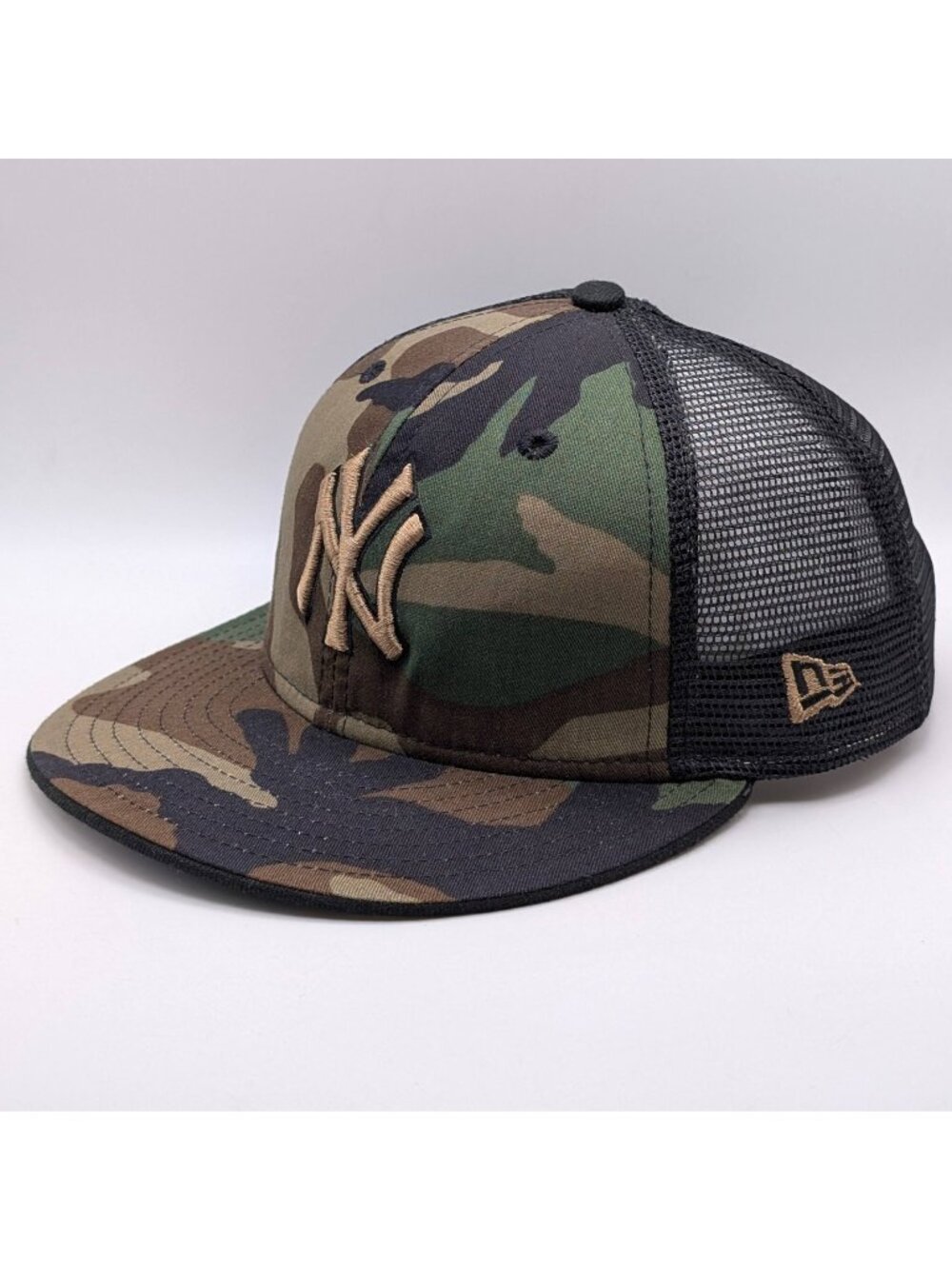 New York Yankees Hat Cap Camo Snapback Mesh Vintage USA Made Unisex Gold Green